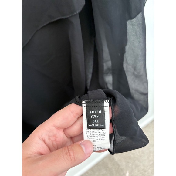 Women's new SHEIN Black Flowy Blouse – 3XL - Picture 4 of 5